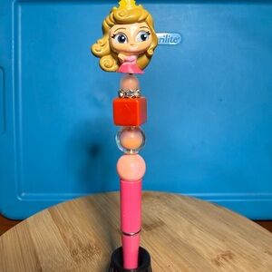 Disney Doorables Beaded Character Aurora from Sleeping Beauty